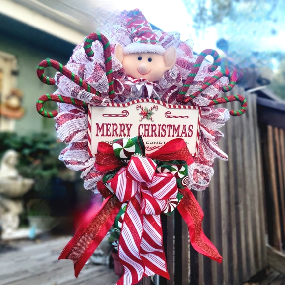 Christmas Plush Elf Wreath Candy Canes Deco Mesh Bow - Picture 7 of 7
